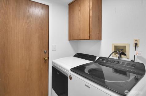 4926 Dover Street Everett WA 98203