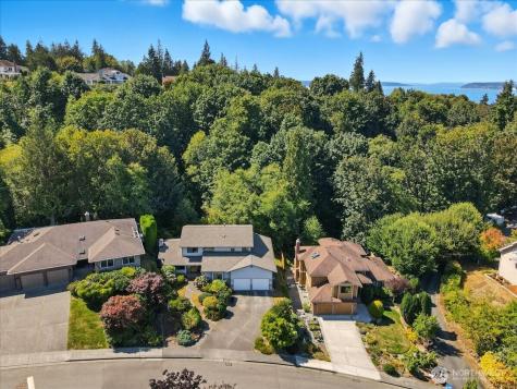 4926 Dover Street Everett WA 98203