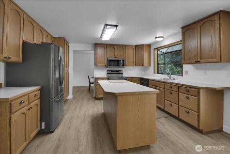 4926 Dover Street Everett WA 98203