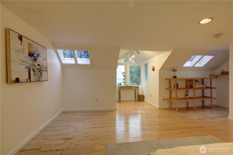 10538 48th Place NE Kirkland WA 98033