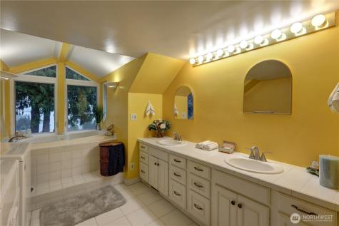10538 48th Place NE Kirkland WA 98033