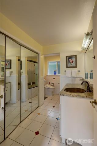10538 48th Place NE Kirkland WA 98033