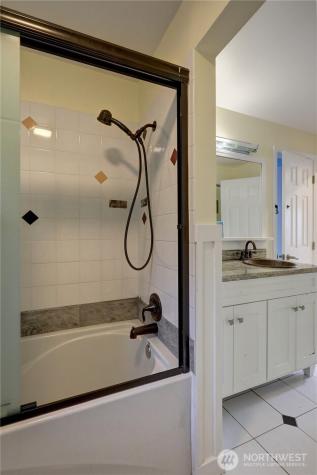 10538 48th Place NE Kirkland WA 98033
