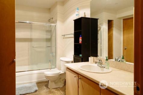 412 11th Avenue Seattle WA 98122
