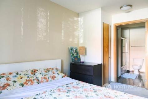 412 11th Avenue Seattle WA 98122
