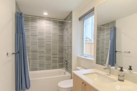 3625 13th Avenue W Seattle WA 98119