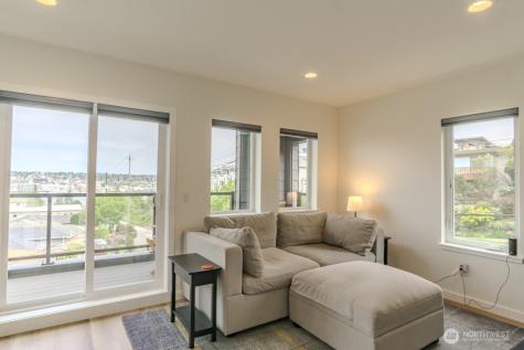 3625 13th Avenue W Seattle WA 98119