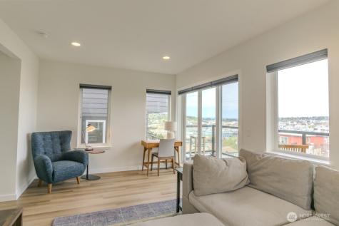 3625 13th Avenue W Seattle WA 98119