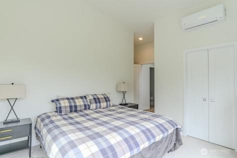 3625 13th Avenue W Seattle WA 98119