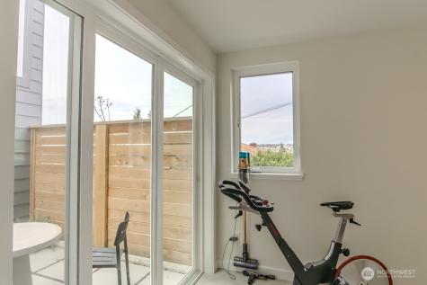 3625 13th Avenue W Seattle WA 98119