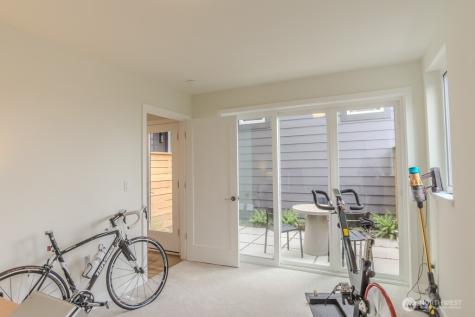 3625 13th Avenue W Seattle WA 98119