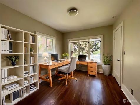 2009 41st Avenue E Seattle WA 98112