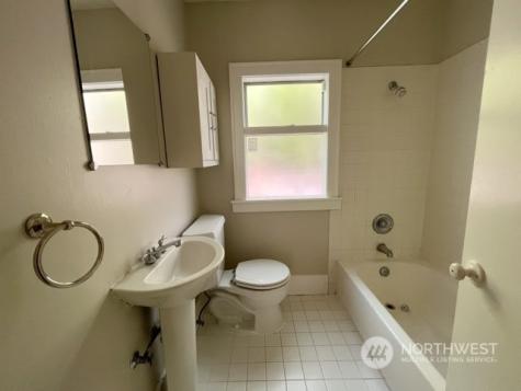 2009 41st Avenue E Seattle WA 98112