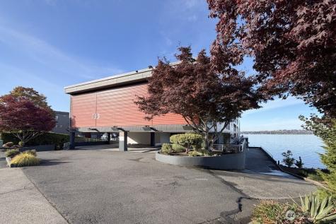 733 Lake Street S Kirkland WA 98033