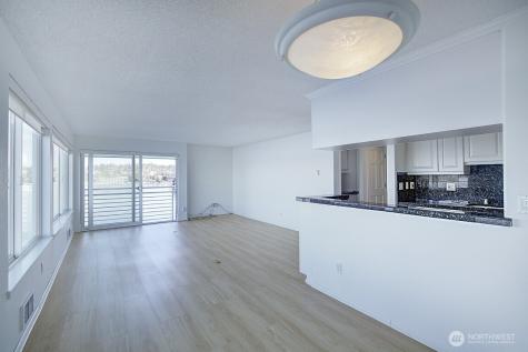 733 Lake Street S Kirkland WA 98033