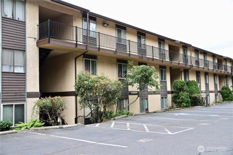 12611 NE 145th Place Kirkland WA 98034