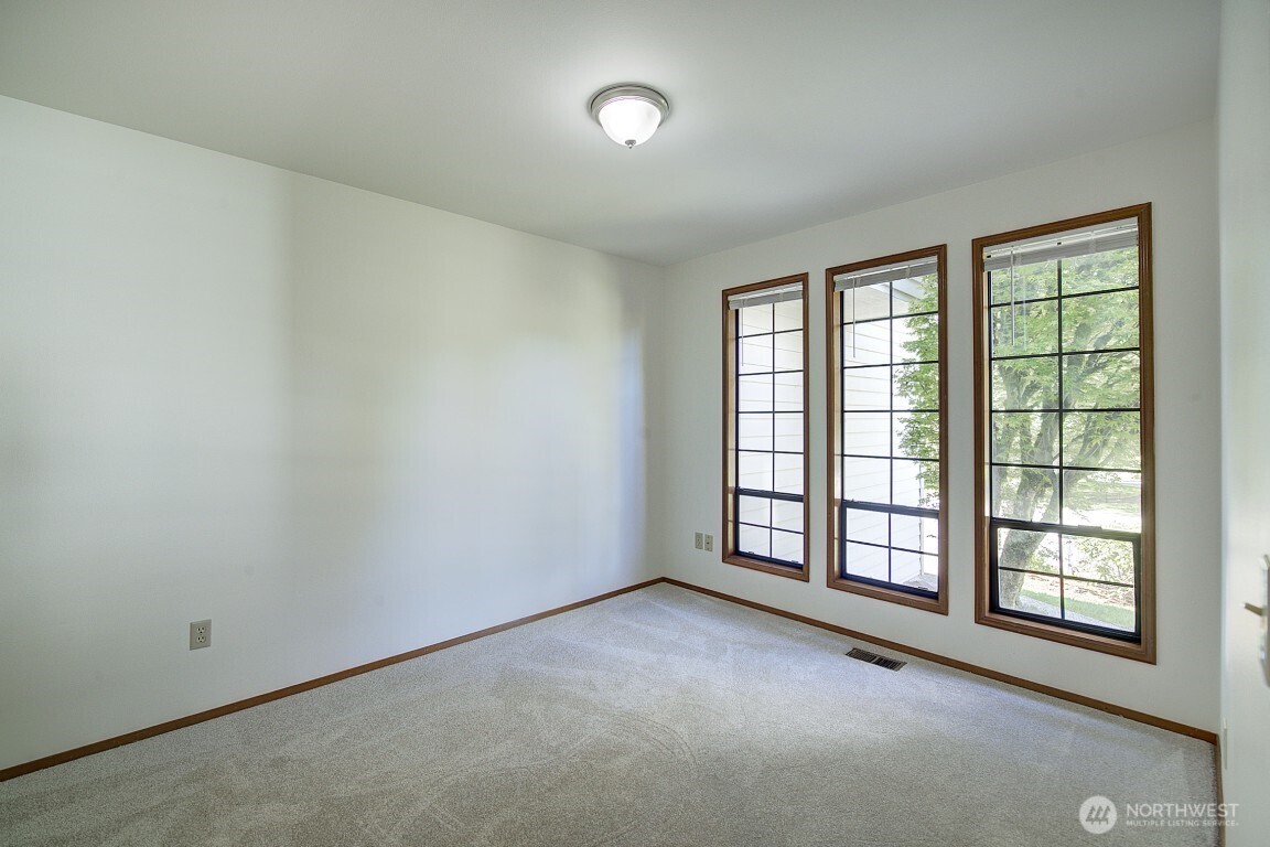 1736 229th Avenue NE Sammamish WA 98074