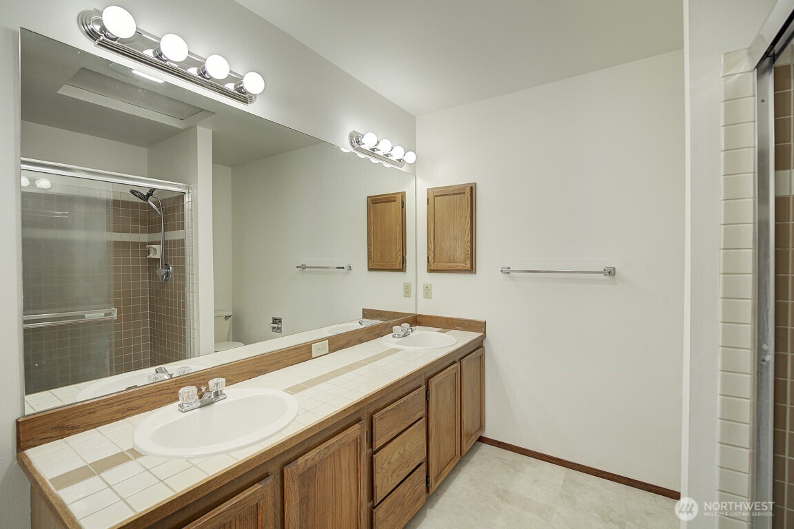 1736 229th Avenue NE Sammamish WA 98074