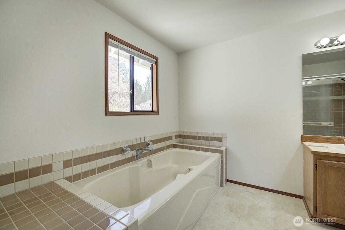 1736 229th Avenue NE Sammamish WA 98074