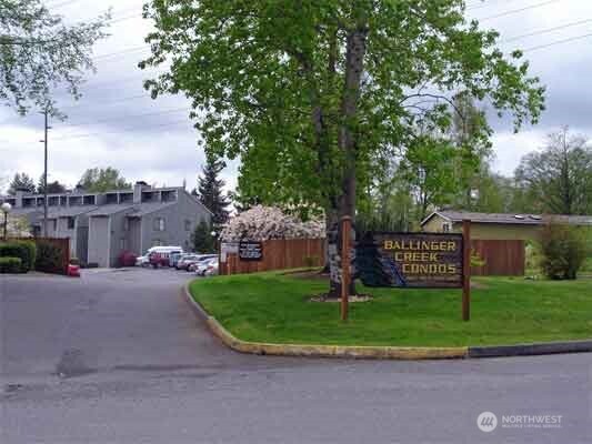 19857 25th Avenue NE Shoreline WA 98155
