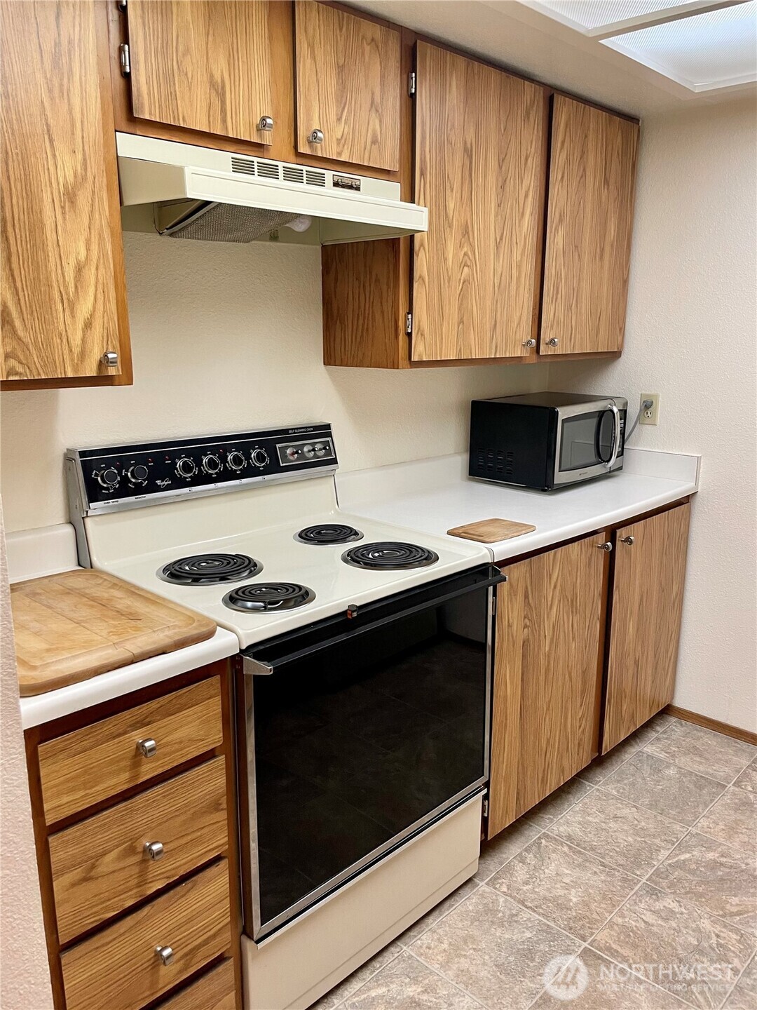19857 25th Avenue NE Shoreline WA 98155