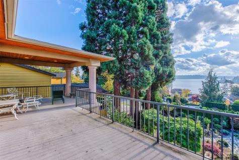 9426 Lake Washington Boulevard NE Bellevue WA 98004