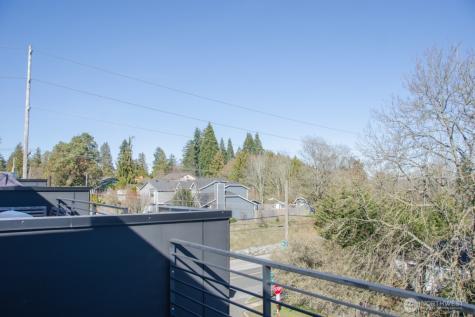 10363 Ashworth Avenue N Seattle WA 98133