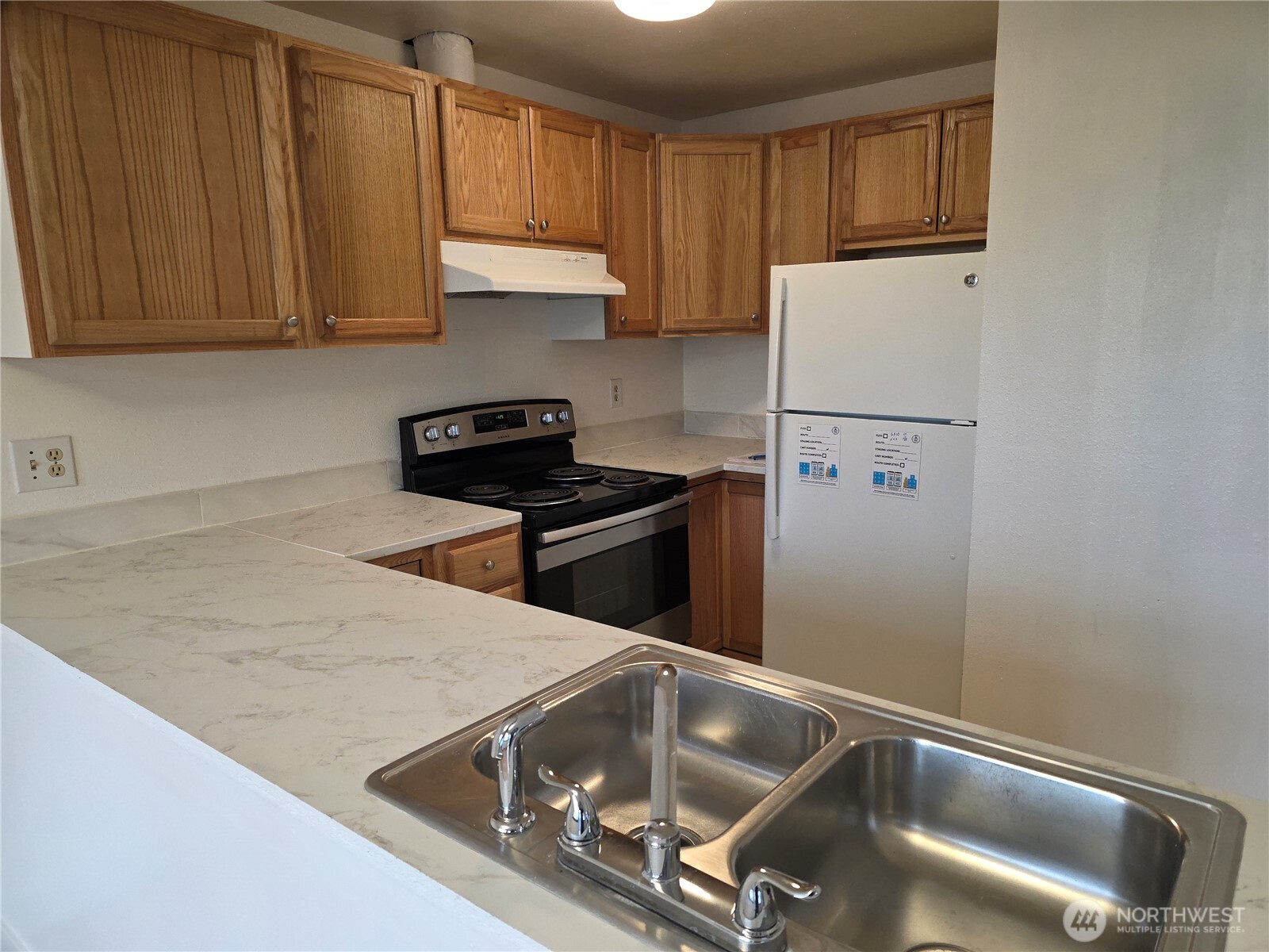 3110 S 216th Street Seatac WA 98198