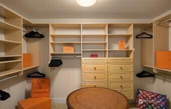 16 Enatai Drive Bellevue WA 98004