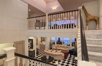 16 Enatai Drive Bellevue WA 98004