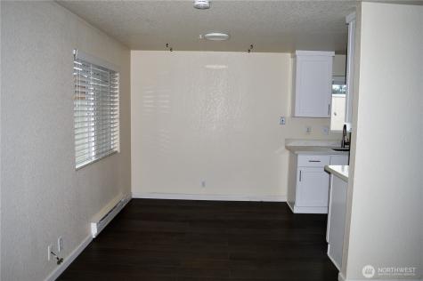 9724 6th Avenue NW Seattle WA 98117