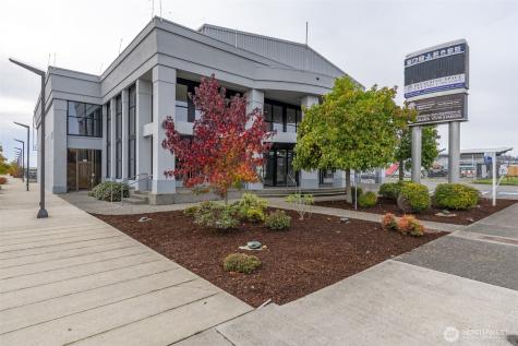 275 SE Pioneer Way Oak Harbor WA 98277