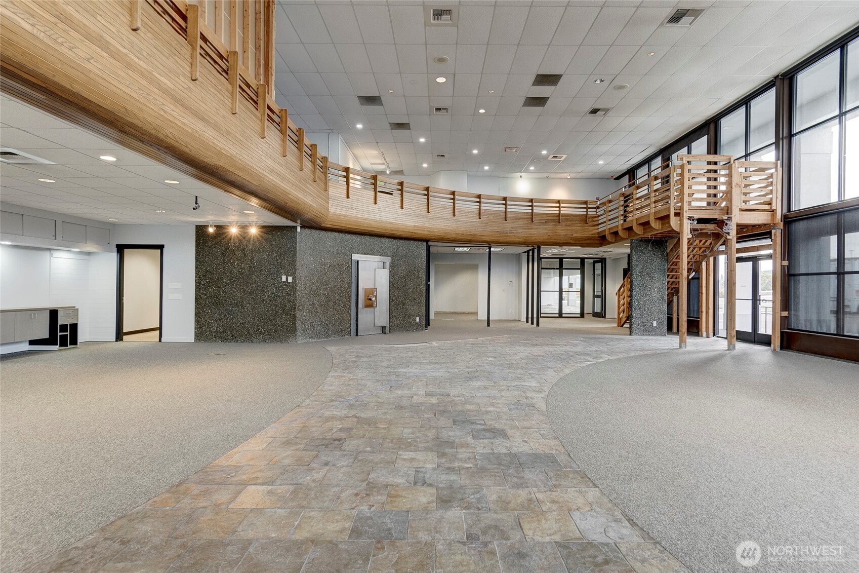 275 SE Pioneer Way Oak Harbor WA 98277