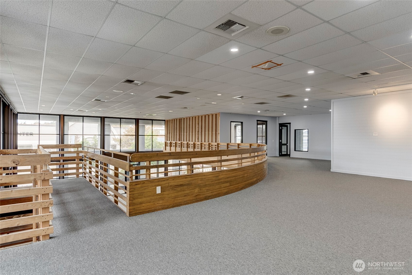275 SE Pioneer Way Oak Harbor WA 98277