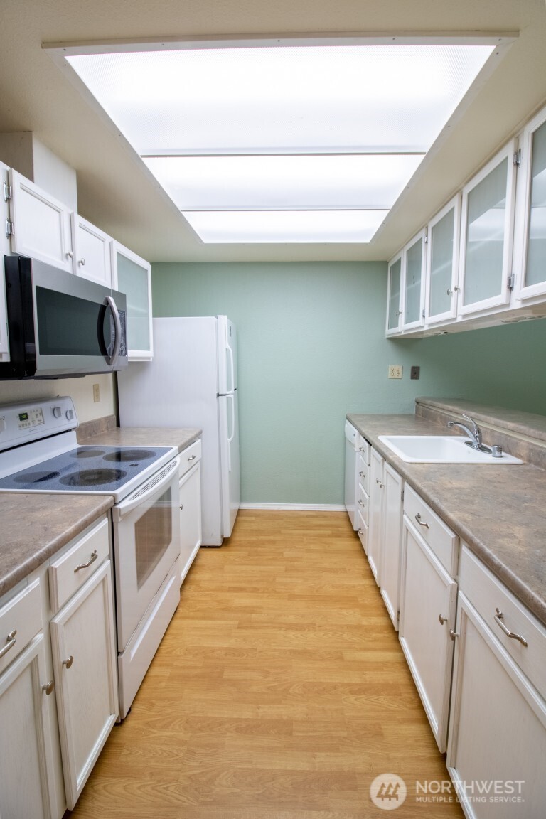 8800 20th Avenue NE Seattle WA 98115