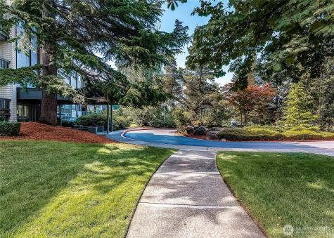 2500 81st Avenue SE Mercer Island WA 98040