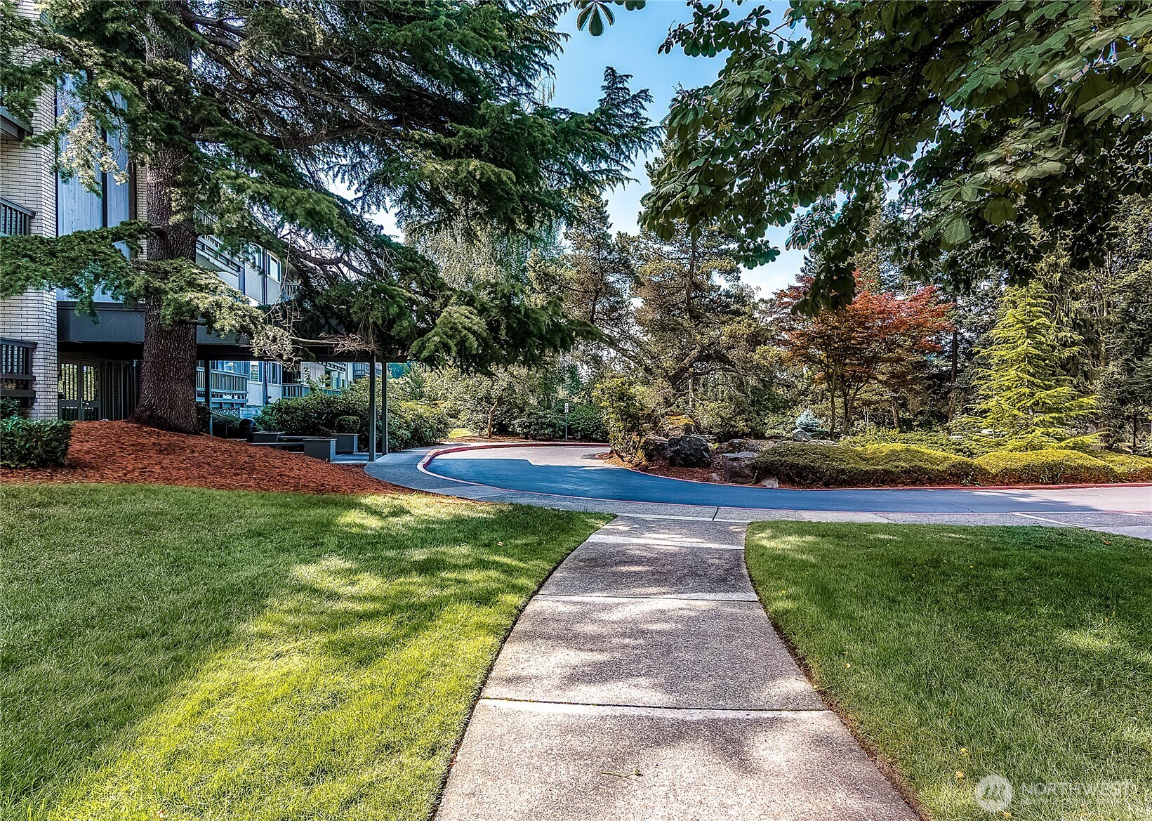 2500 81st Avenue SE Mercer Island WA 98040