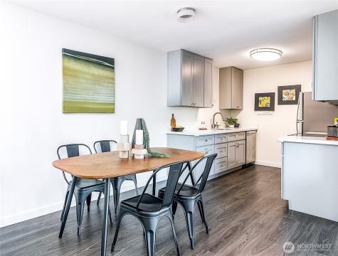 2500 81st Avenue SE Mercer Island WA 98040