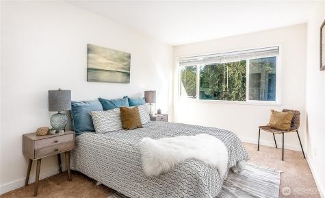 2500 81st Avenue SE Mercer Island WA 98040