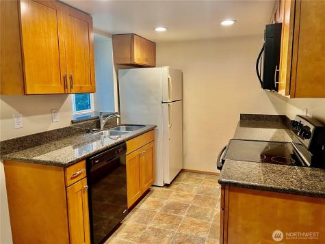 5618 198th Street SW Lynnwood WA 98036