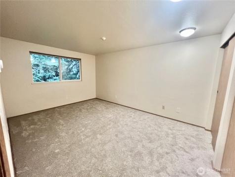 5618 198th Street SW Lynnwood WA 98036