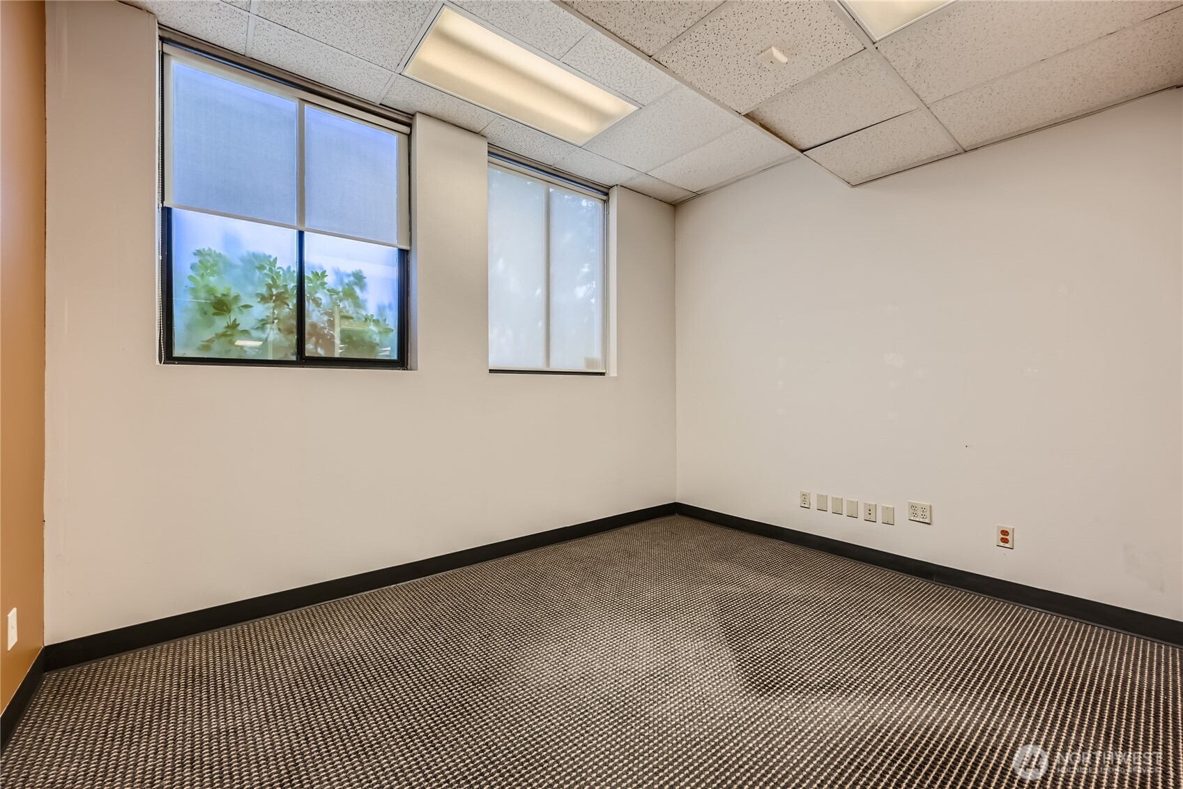 4220 Aurora Avenue N Seattle WA 98103