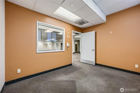 4220 Aurora Avenue N Seattle WA 98103