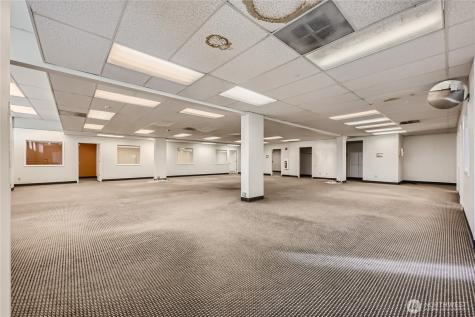 4220 Aurora Avenue N Seattle WA 98103