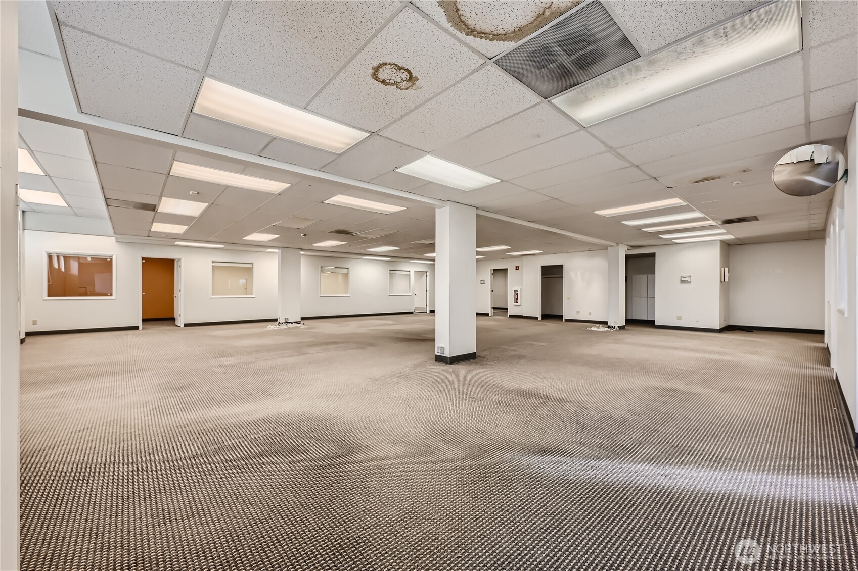 4220 Aurora Avenue N Seattle WA 98103