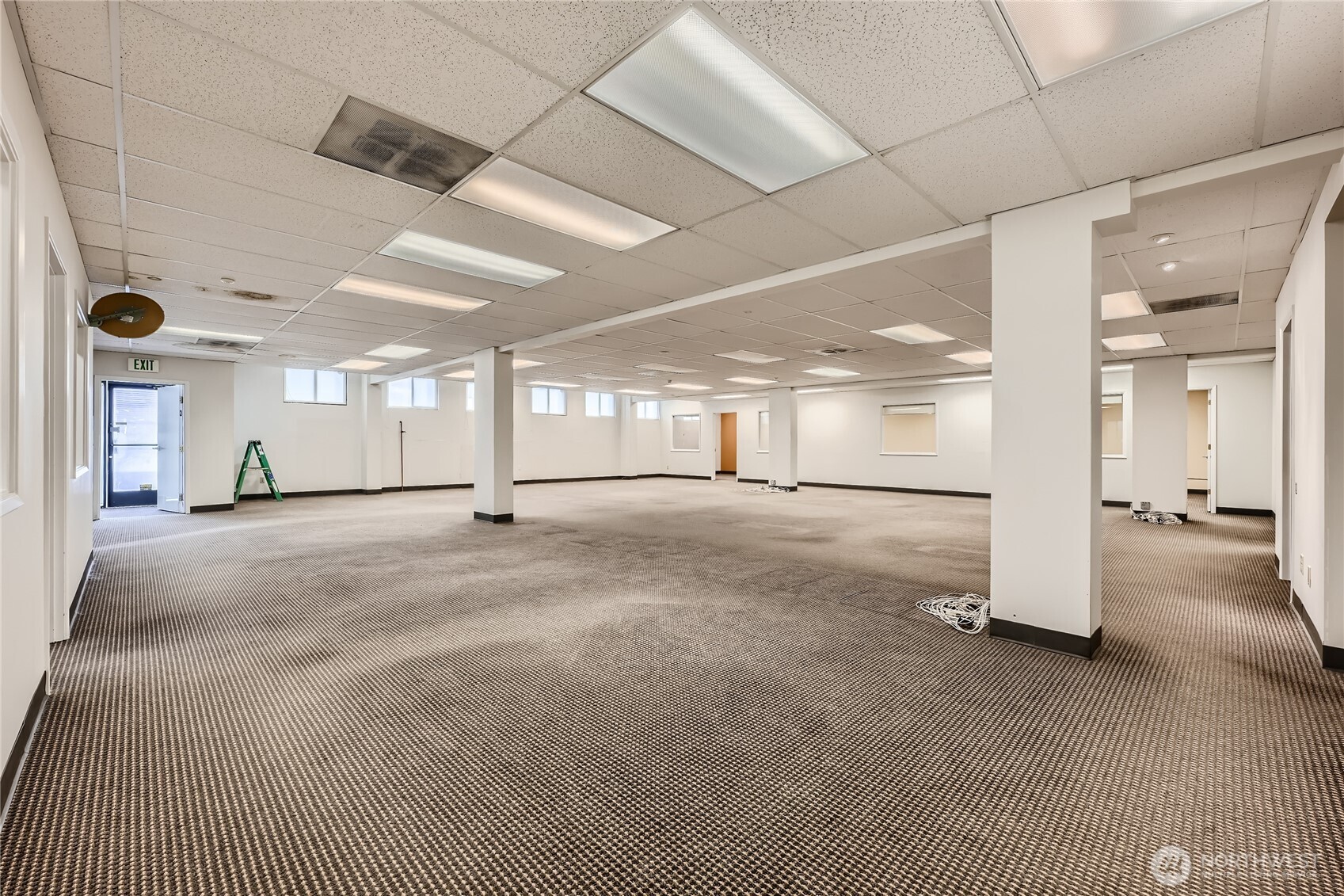 4220 Aurora Avenue N Seattle WA 98103