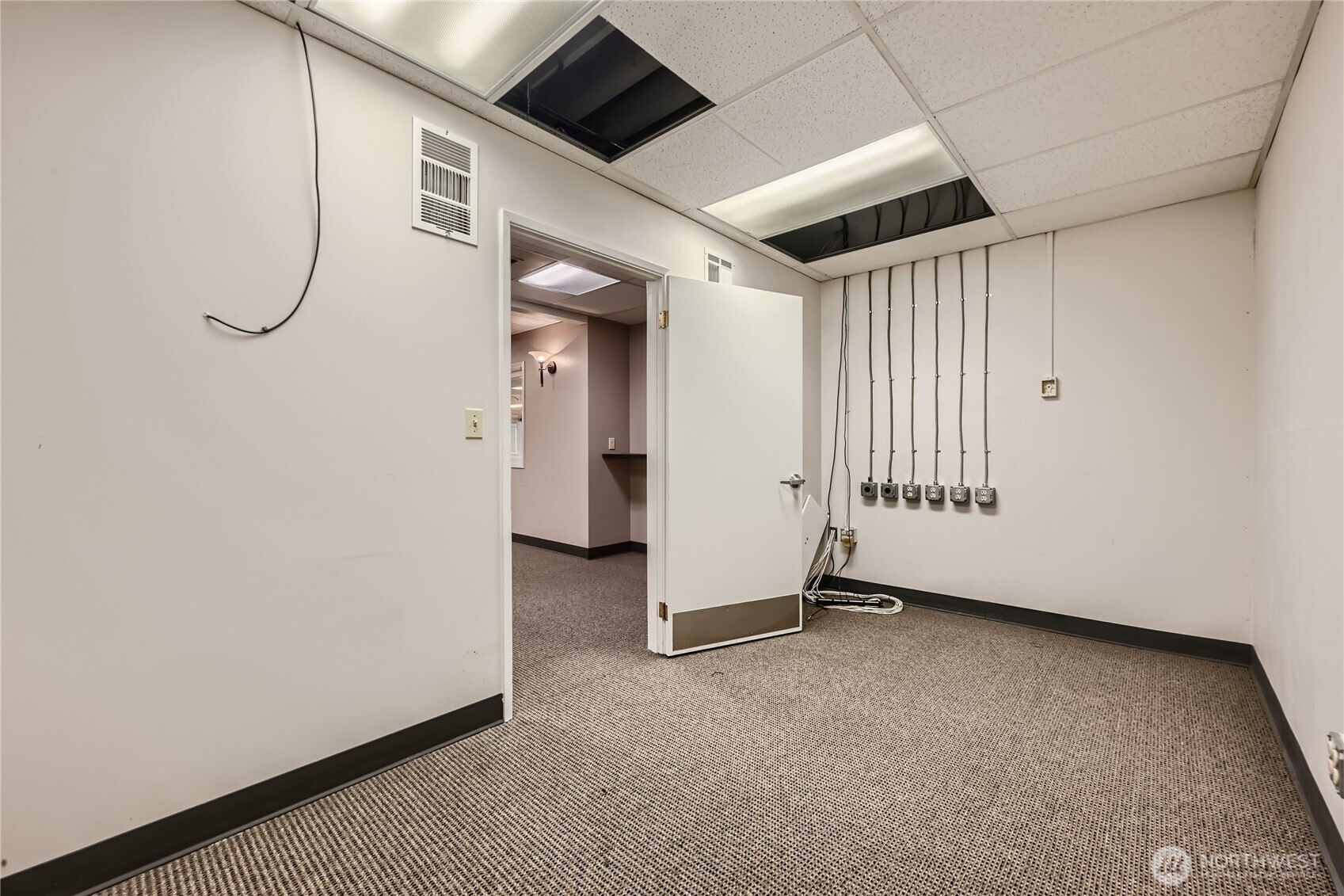 4220 Aurora Avenue N Seattle WA 98103