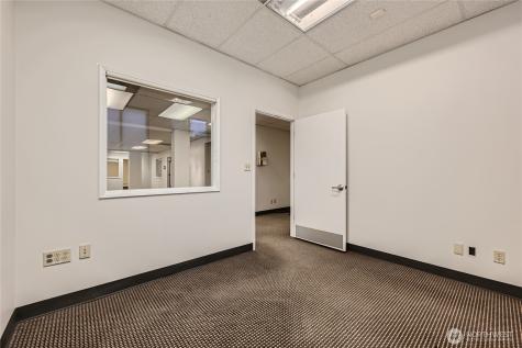 4220 Aurora Avenue N Seattle WA 98103