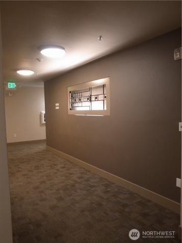 4547 8th Avenue NE Seattle WA 98105