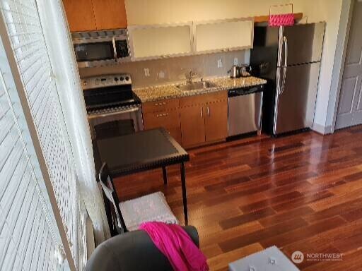 4547 8th Avenue NE Seattle WA 98105